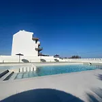 Ona Beach 3 By Bookindenia