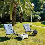 Apartamento De Diseno Reformado Con Piscina Y Jardin