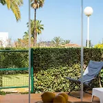 Apartamento De Diseno Reformado Con Piscina Y Jardin