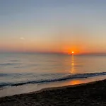 3 Minutes From The Beach With Swimming Pools, Slides, And A Bar