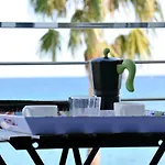 Marenia, Duplex En Primera Linea De Playa