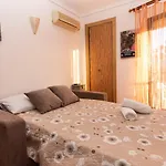 Estudio loft cerca de la playa wifi gratis