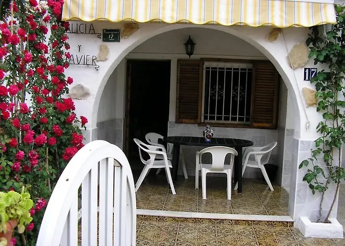 Bungalow En Playa Marinas Para 6/7 Personas, A 150 M. Del Mar