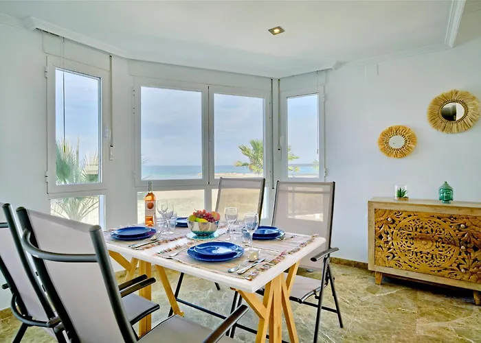 Apartamento Molinell 3A En Primera Linea Del Mar