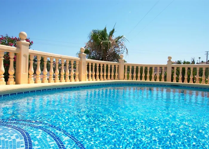 Villa Con Piscina Para 8 Personas