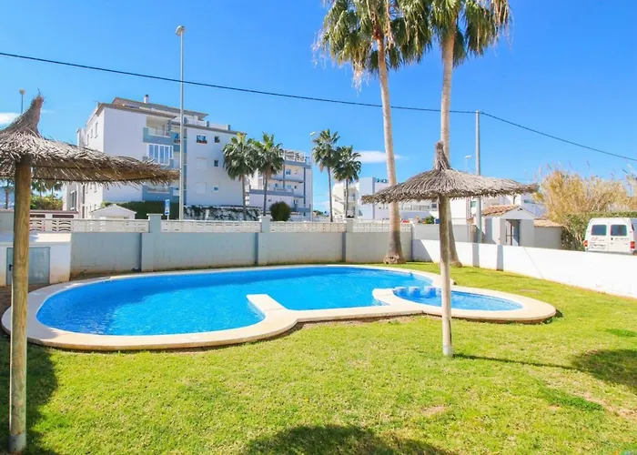 Prendisole Denia Con Piscina Y Terraza