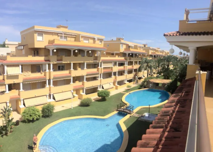 Apartamento Con Terraza De 100M2