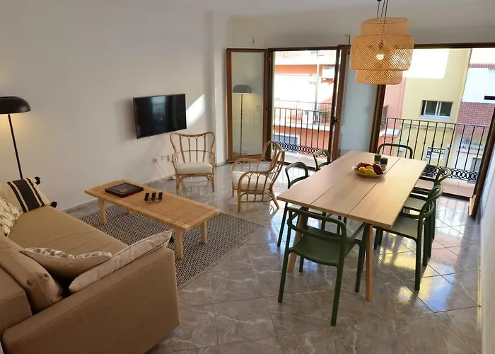 The Green Townhouse In Denia Centre By Nras