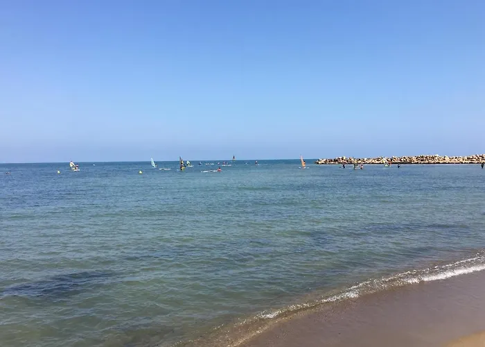 Coqueto A Menos De Un Minuto De La Playa