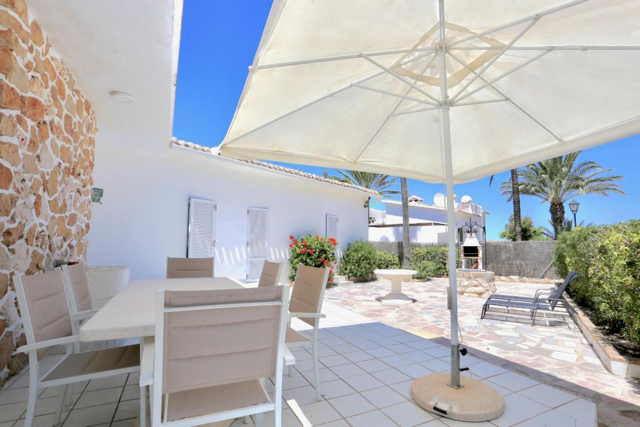Villa Urbanizacion El Oasis, 20 En 1ª Linea Playa