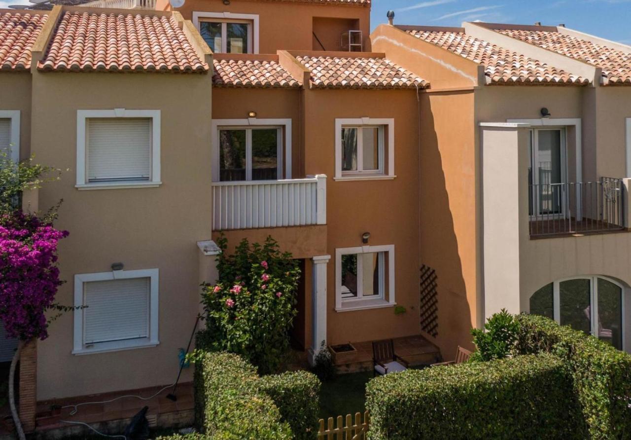 Charming 4-bed In Dénia