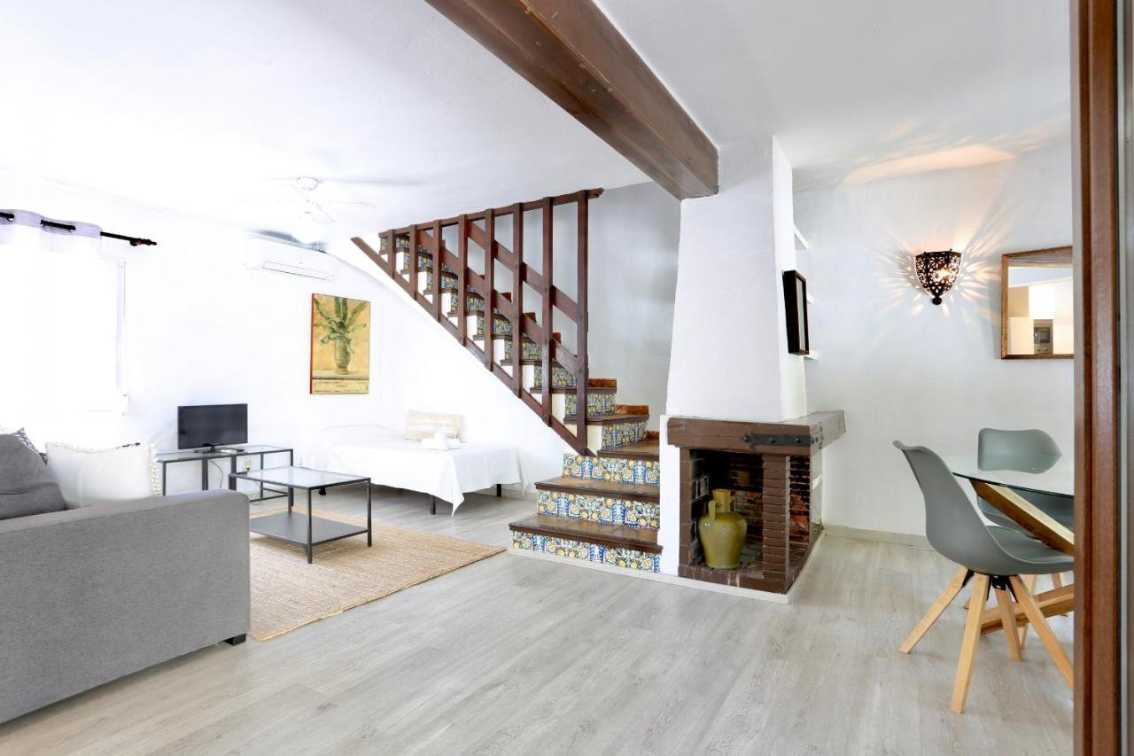 Villa Urbanizacion El Oasis, 20 En 1ª Linea Playa