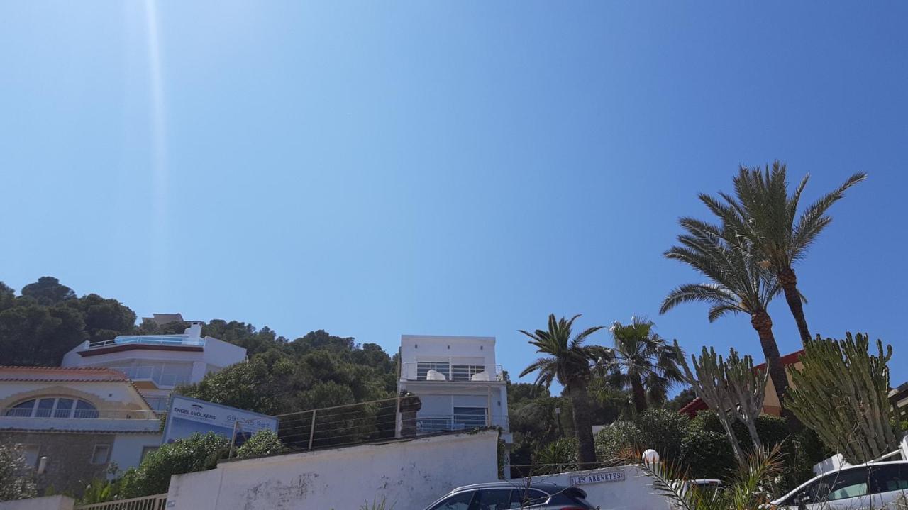 Bed And Breakfast On The Beach 2