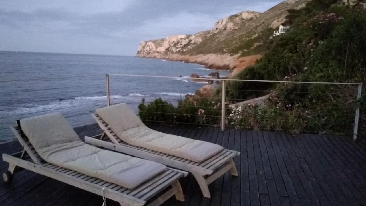 Bed And Breakfast On The Beach 2 *