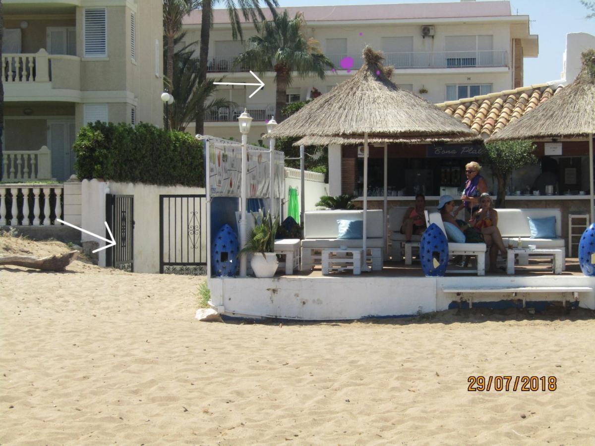 Planta Baja Primera Linea De Playa Las Marinas Con Acceso Al Mar Denia