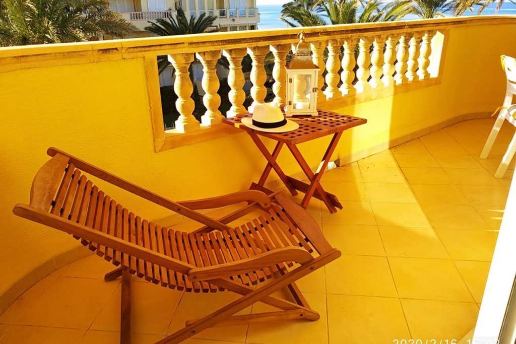 Apartamento Estupendo En Primera Línea De Playa Y Con Vistas Al Mar *
