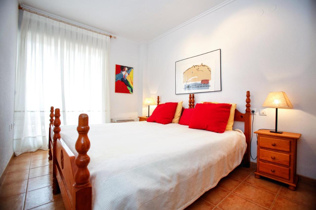 Poseidon Apartment *