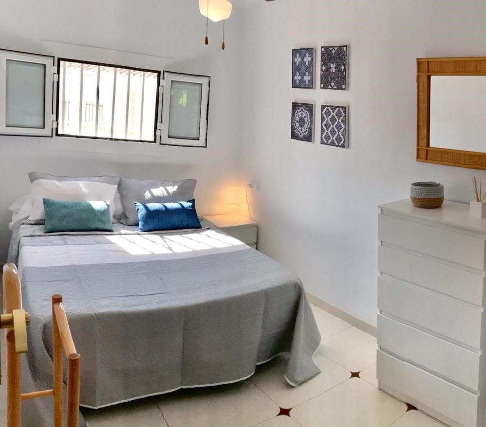 Adosado De 140m2 Con Terraza A 50 M De La Playa *