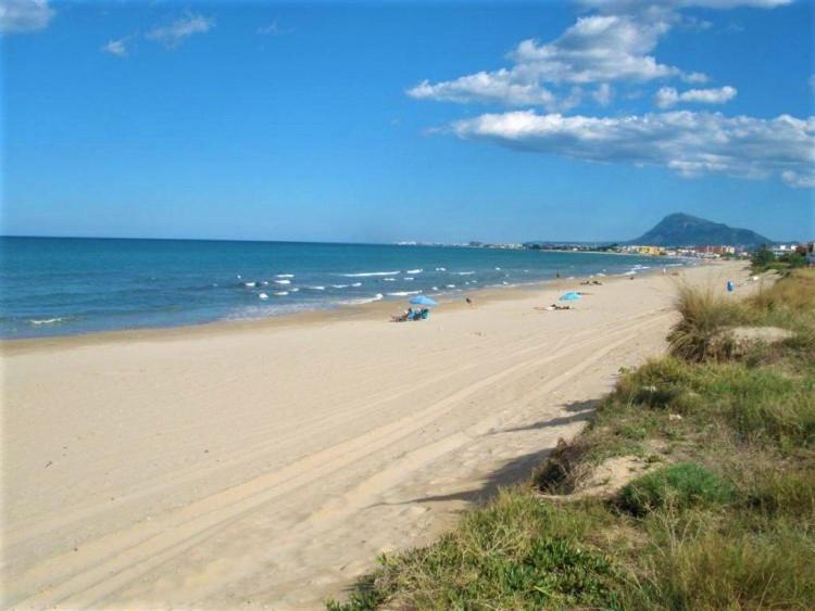 Holiday home Adosado De 140m2 Con Terraza A 50 M De La Playa Denia