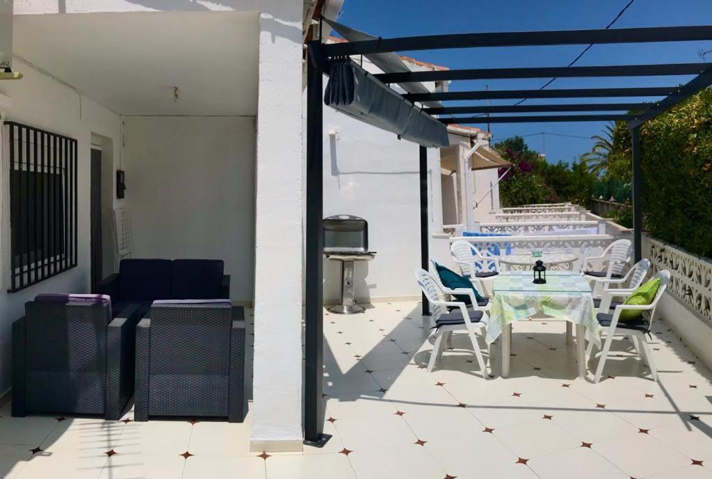 Holiday home Adosado De 140m2 Con Terraza A 50 M De La Playa