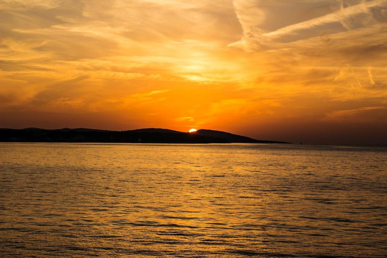 With 4 Bedrooms In With Wonderful Sea View Private Pool Furnished Terrace 4 Km From The Beach Villa