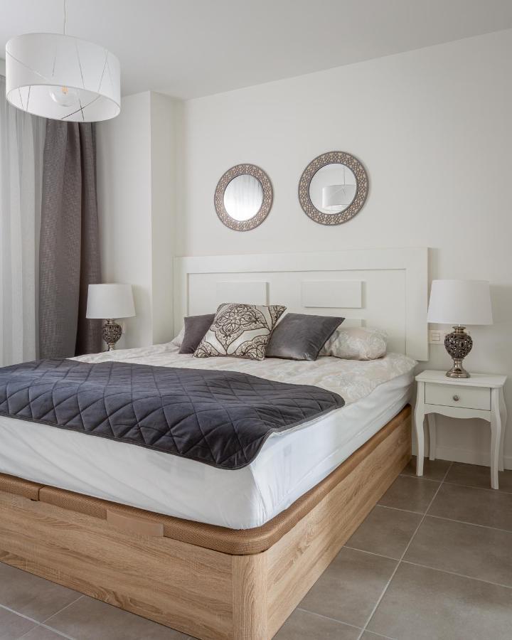 Sunny Beachside With Pool Apartment Denia
