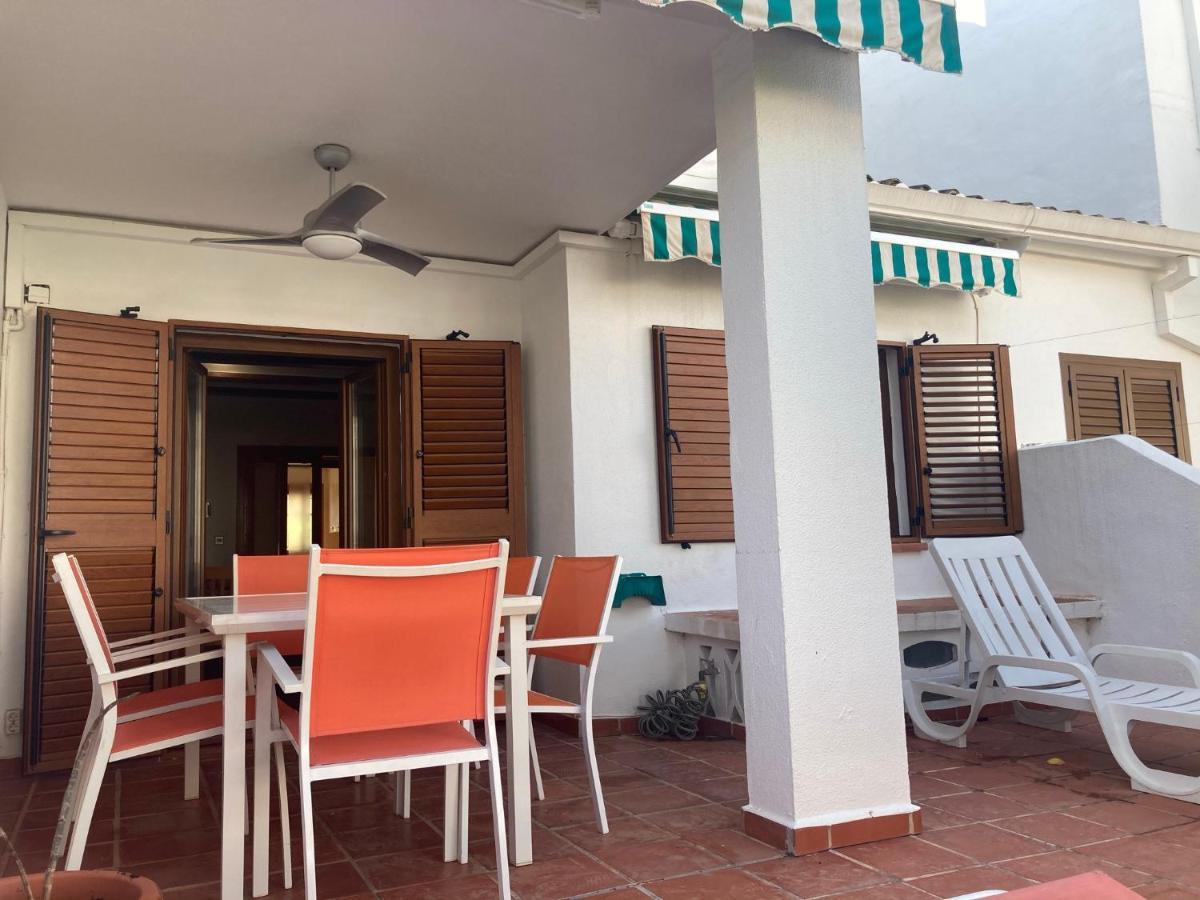 Holiday home Adosado En Urbanizacion Con Precioso Jardin Denia