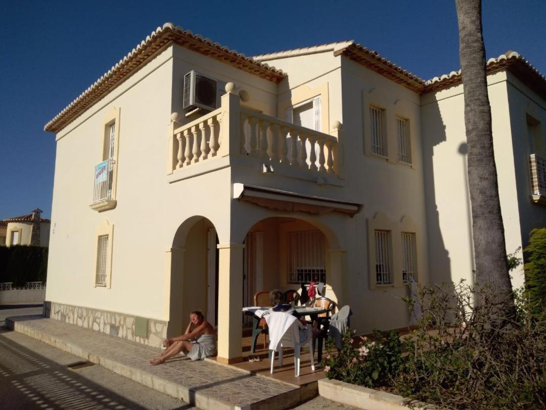 Estrella Denia