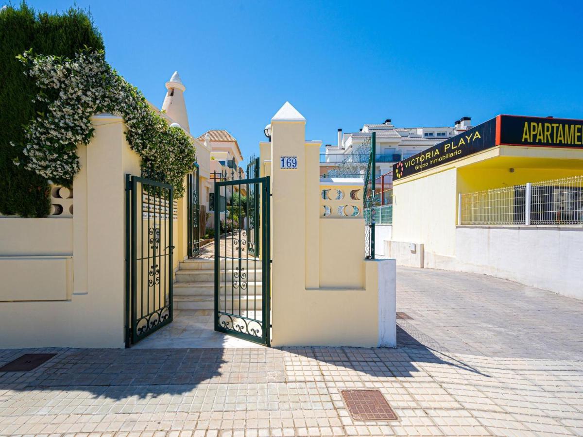 Apartamento With Pool In Urb Medina Del Sol