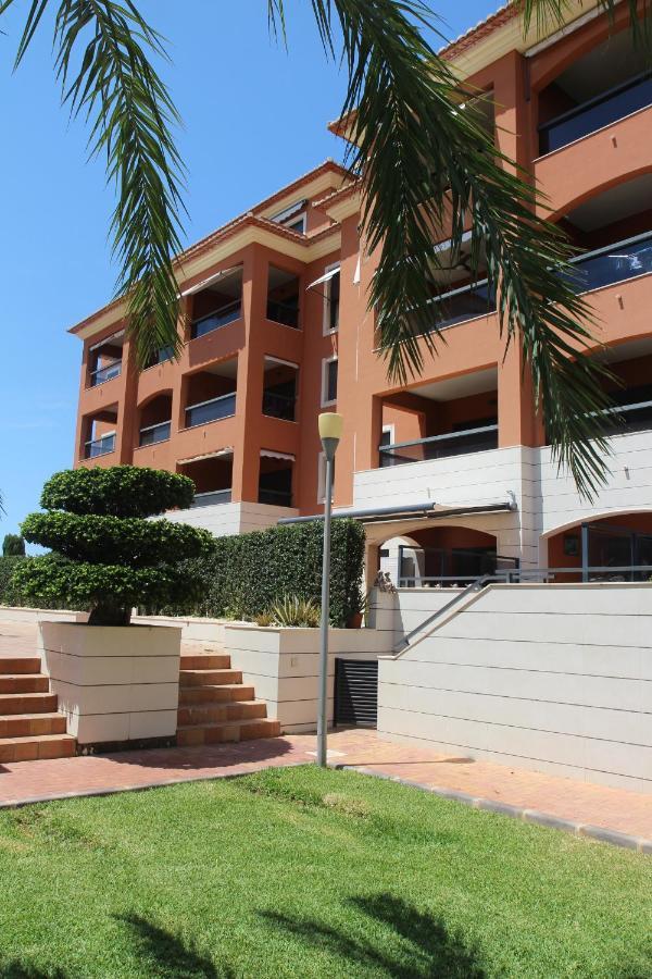 Jardines De Marinas - *