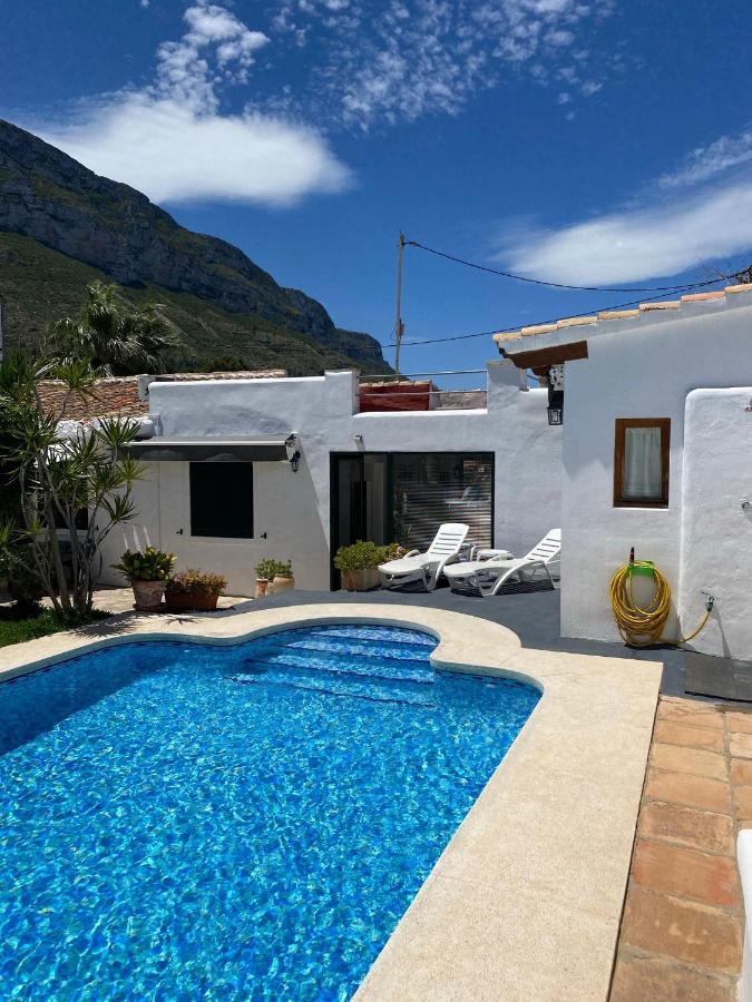 Montgo Villa *