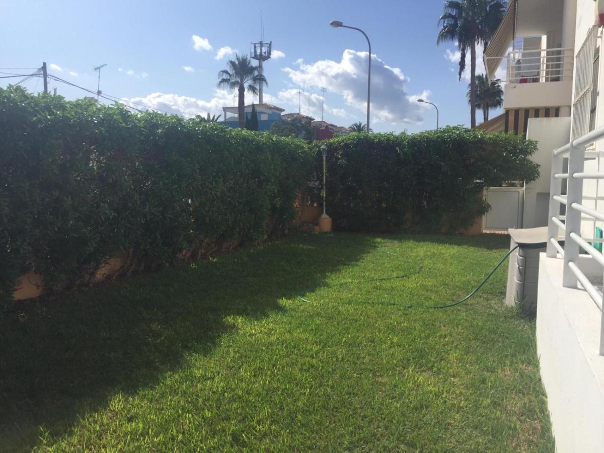 Acogedor Con Terraza Y Jardín Apartamento