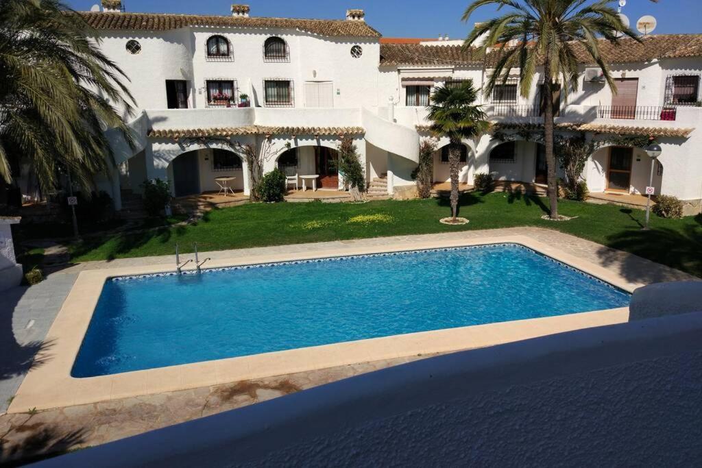 Apartamento Duplex. Muy Tranquilo. Terraza Y Bbq * Denia