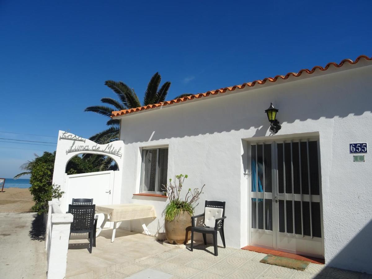 At Seafront With Private Garden-655 Dénia