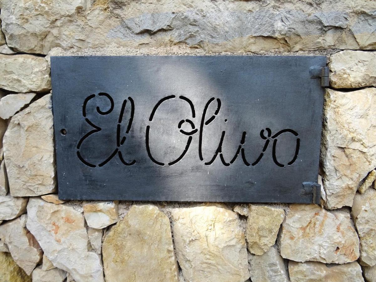 Villa With Private Pool And Tennis Court 150 Metres From The Sea-villa El Olivo Denia