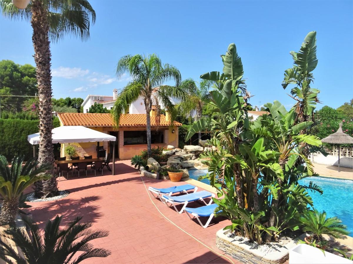 With Private Pool And Tennis Court 150 Metres From The Sea-villa El Olivo Villa Denia