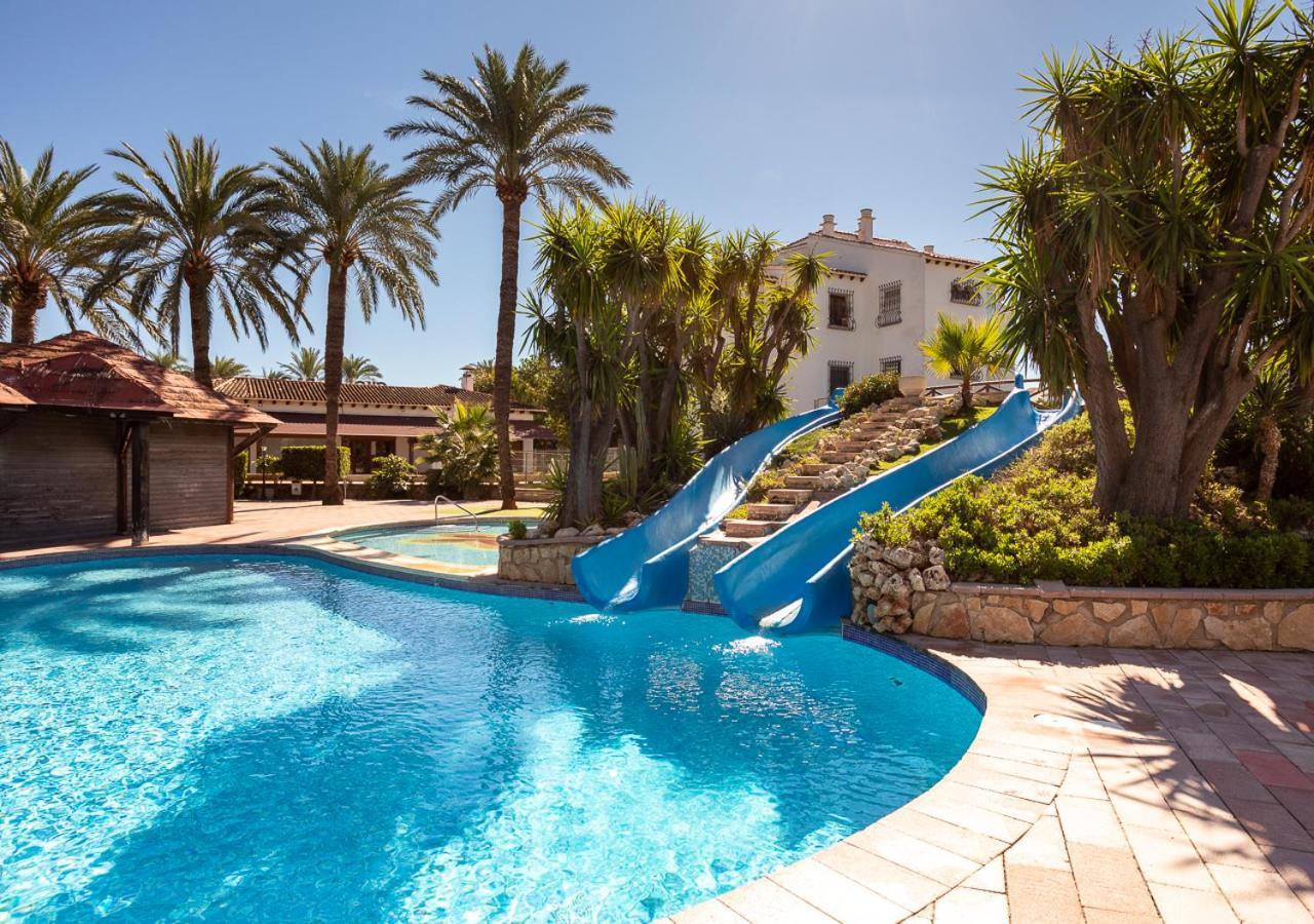 Holiday home La Casa De La Playa. Piscina, Wifi Y Terraza.