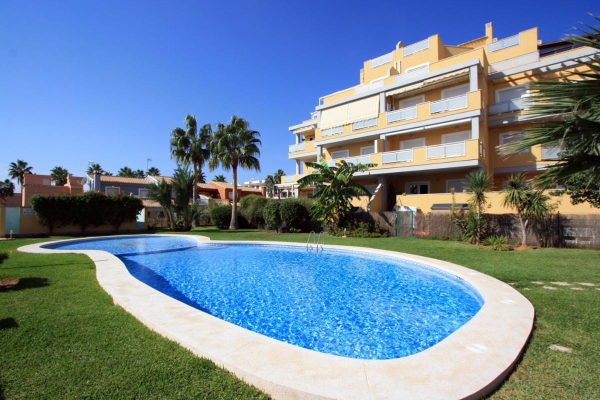 Apartamento Doramar Iii ático 200m De La Playa Y 1.5km De *