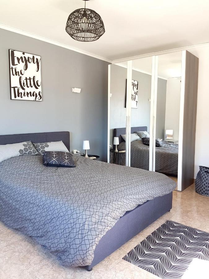 Sunny In With Private Pool And Sea View Villa Denia