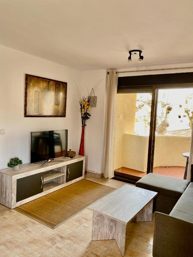 La Felicidad Vybdenia Apartment *