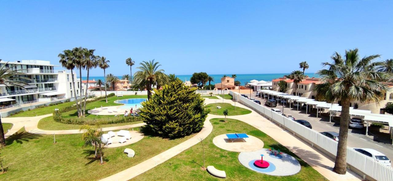 By Costa Apartment *