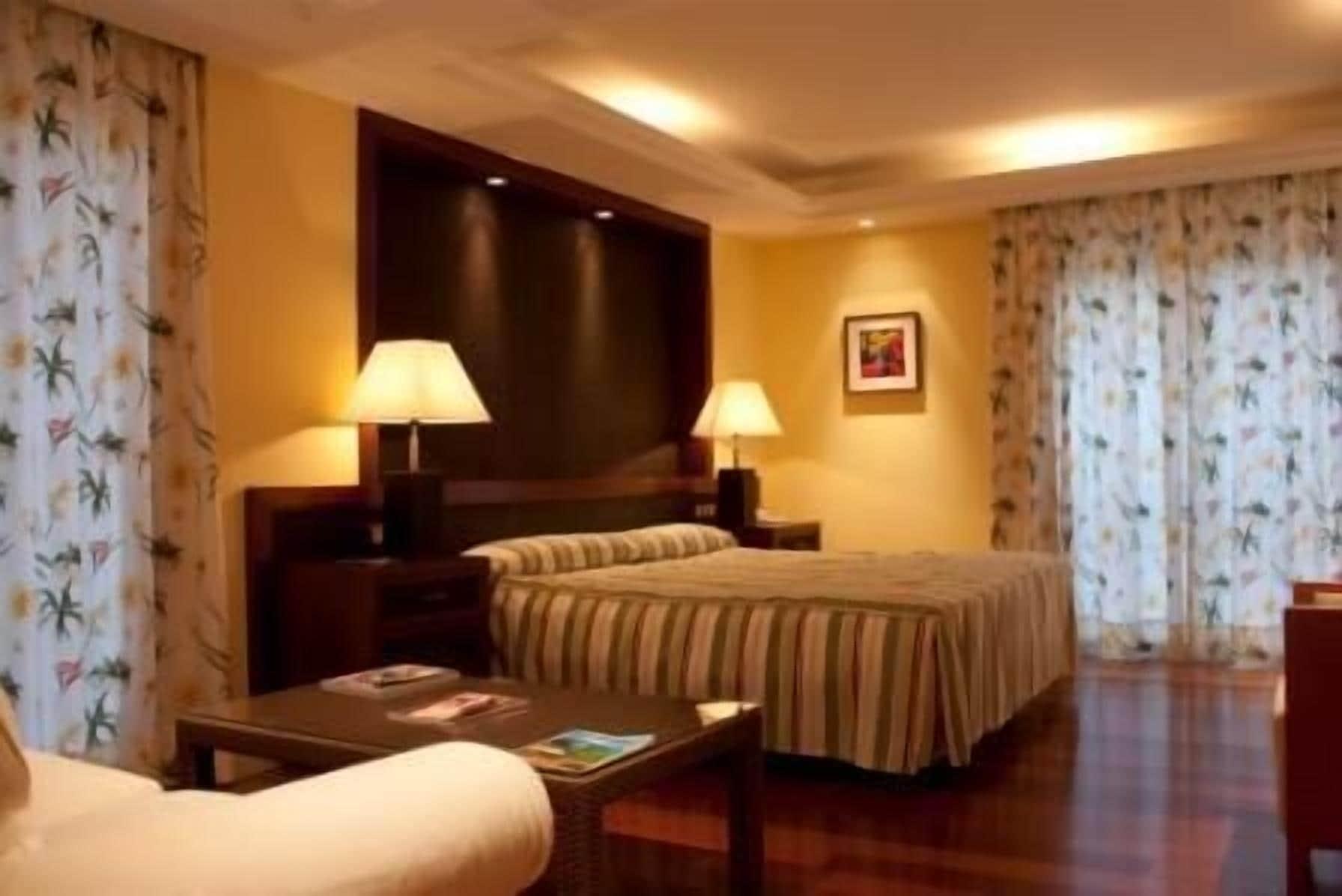 Hotel Mr Les Rotes Dénia