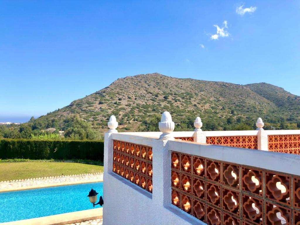 Holiday home Con Piscina Y Barbacoa
