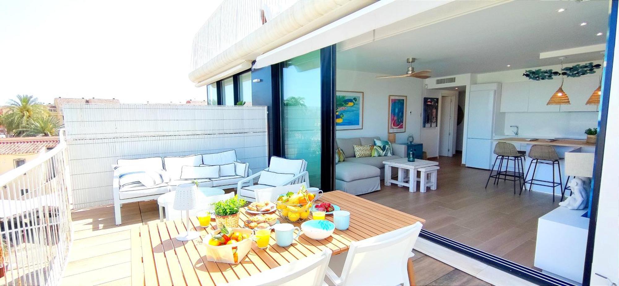 By Costa Apartment