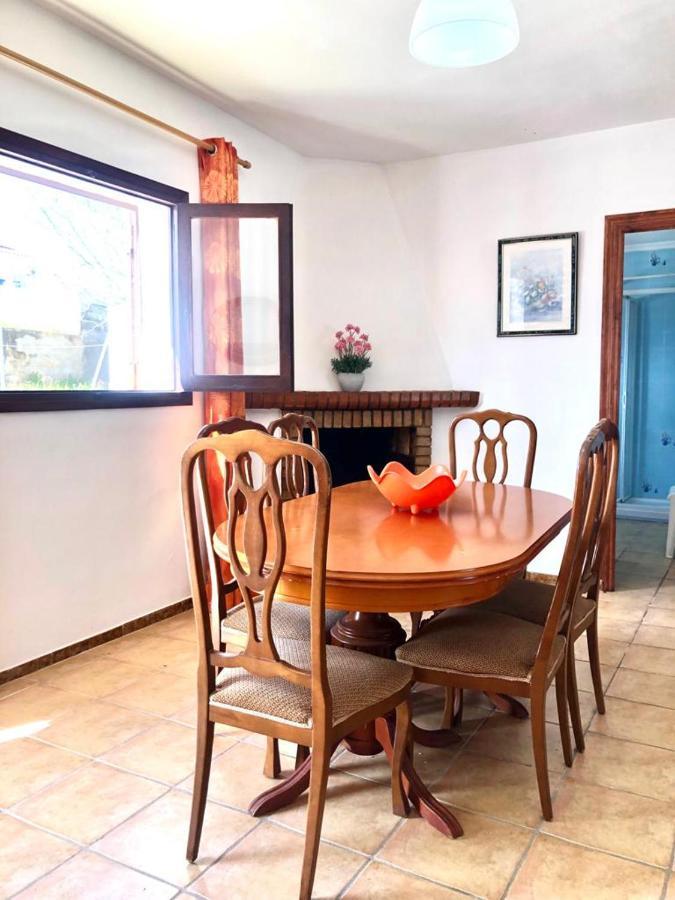 Holiday home Con Piscina Y Barbacoa
