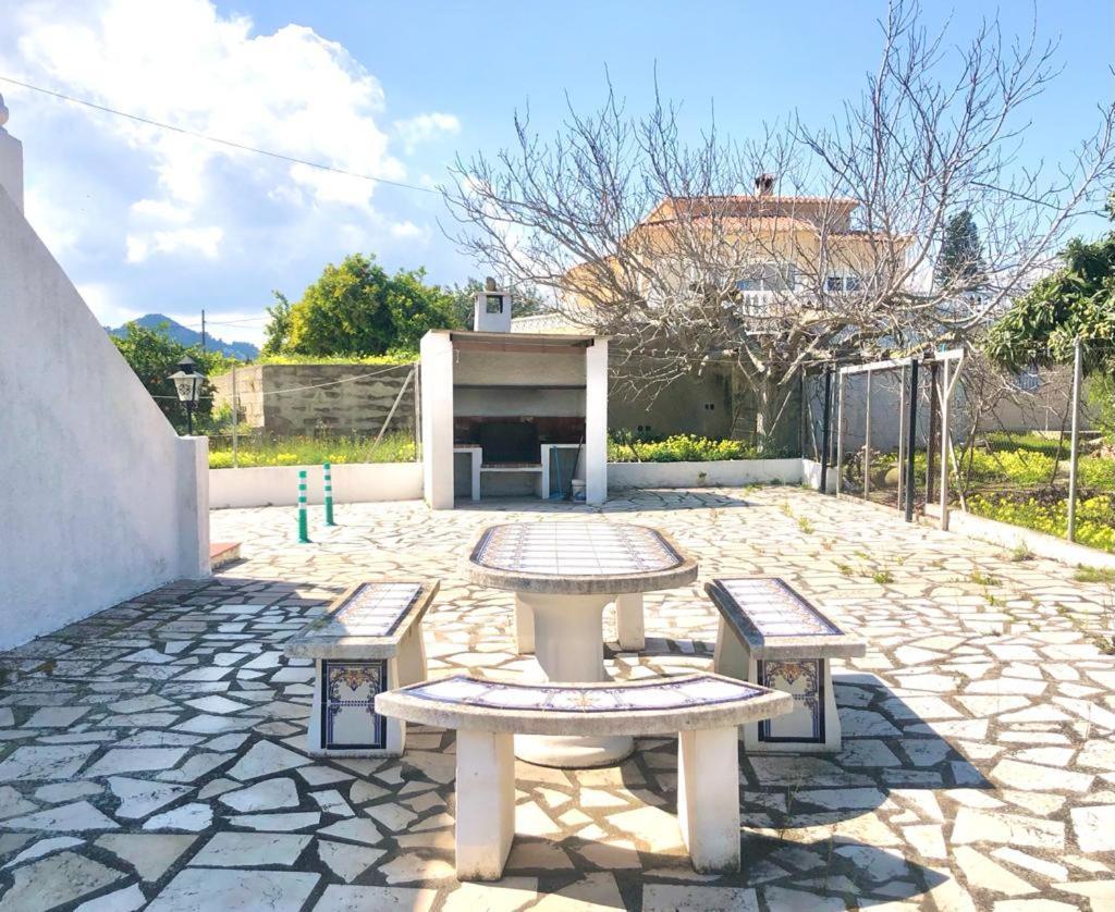 Con Piscina Y Barbacoa * Denia