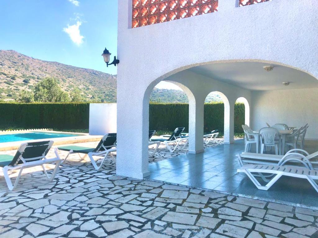 Con Piscina Y Barbacoa Holiday home