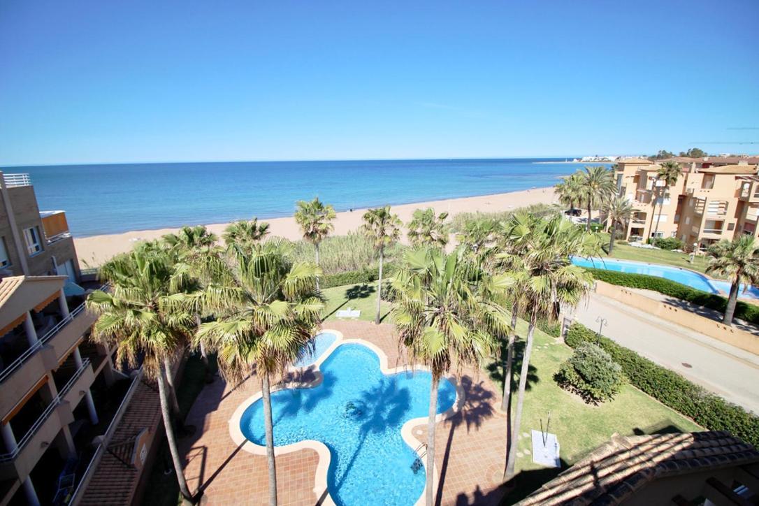 Atico Con Piscina Privada En Primera Linea Denia