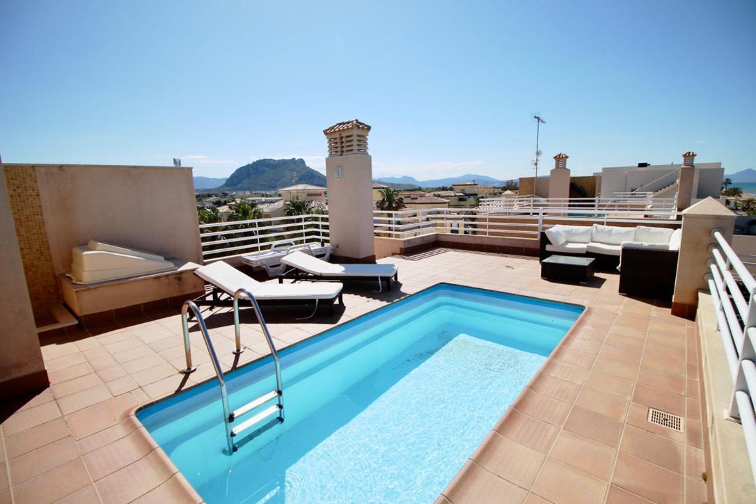 Atico Con Piscina Privada En Primera Linea Apartment Denia