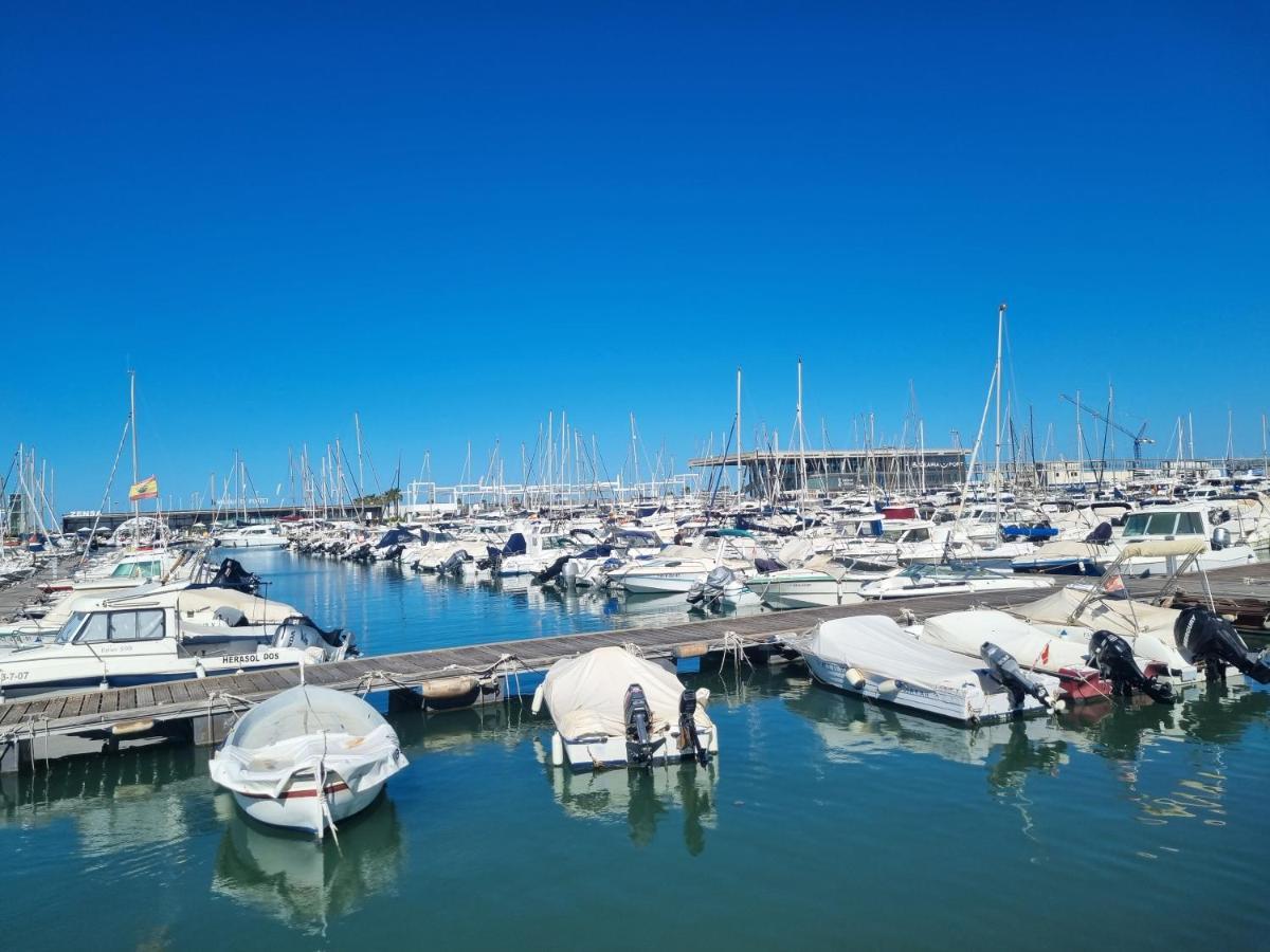 Apartamento En Frente Al Puerto! *